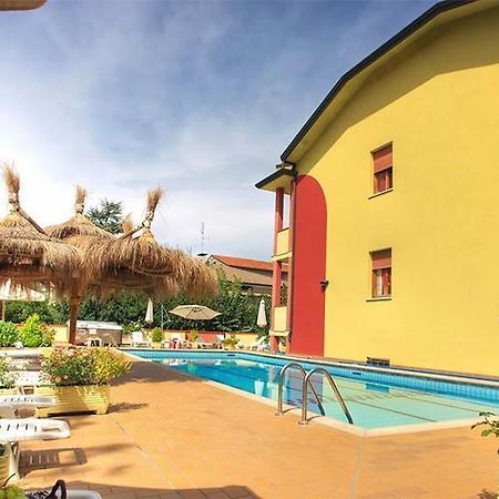 Hotel Residence Elisabetta Cesenatico Esterno foto
