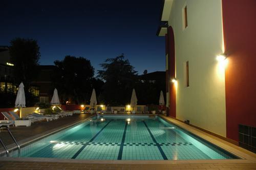 Hotel Residence Elisabetta Cesenatico Esterno foto