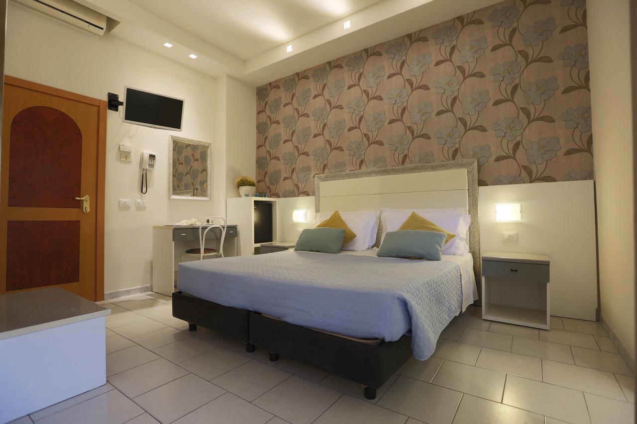 Hotel Residence Elisabetta Cesenatico Esterno foto