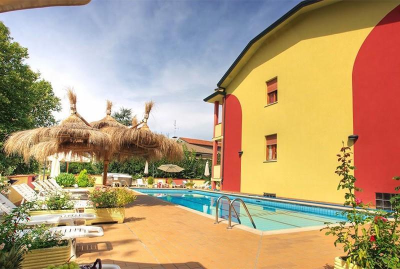 Hotel Residence Elisabetta Cesenatico Esterno foto