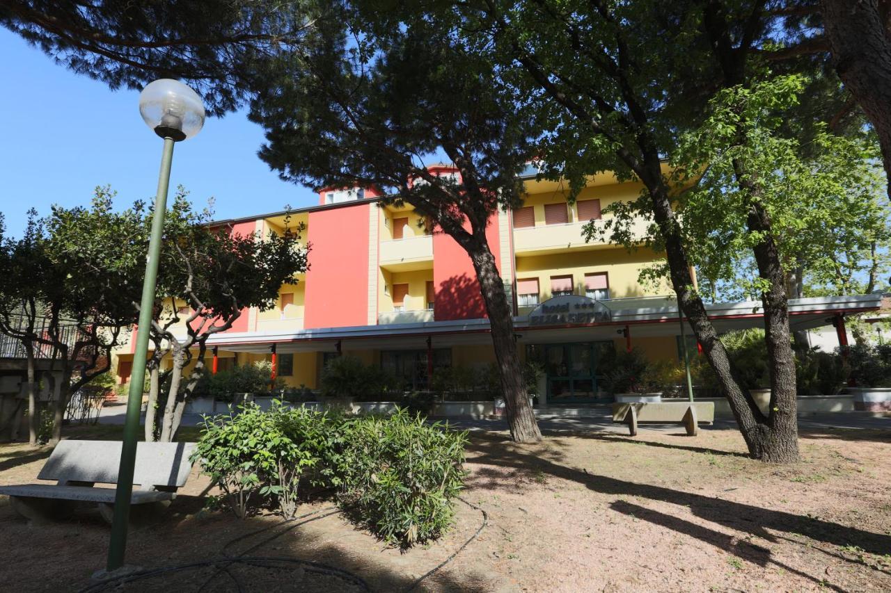 Hotel Residence Elisabetta Cesenatico Esterno foto